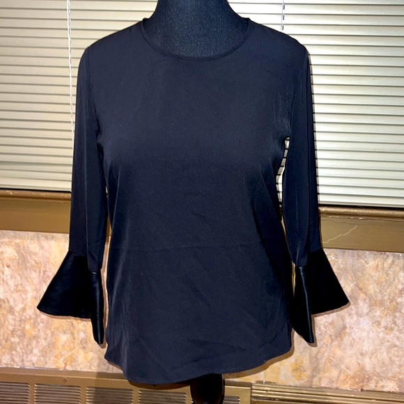 CALVIN KLEIN PULLOVER BLOUSE LEATHER BELL SLEEVES SMALL PETITE BUT FITS MEDIUM - Picture 3 of 8